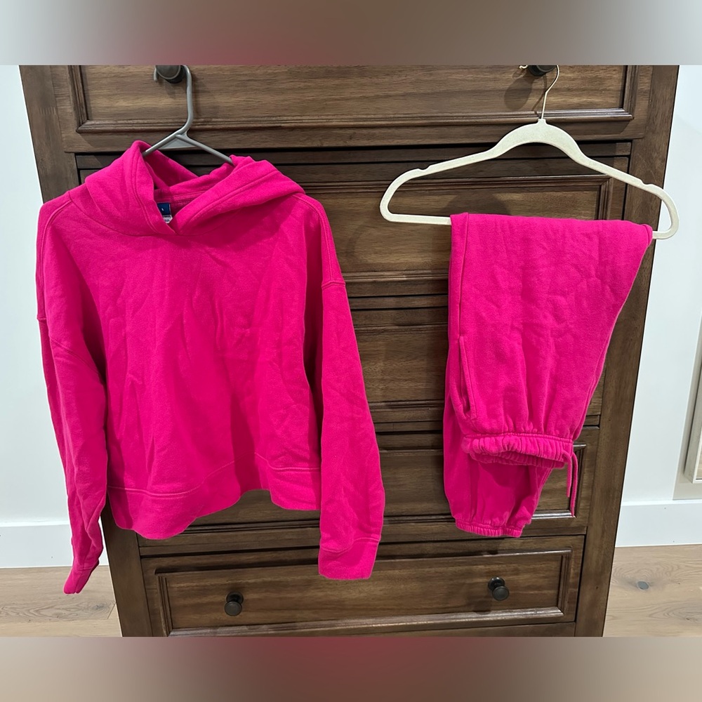 Old Navy hot pink sweatset